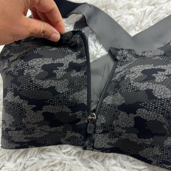 Lululemon Enlite Bra Zip Front *High Support, A–E Cups Collage Camo Mini Black M - Picture 2 of 6